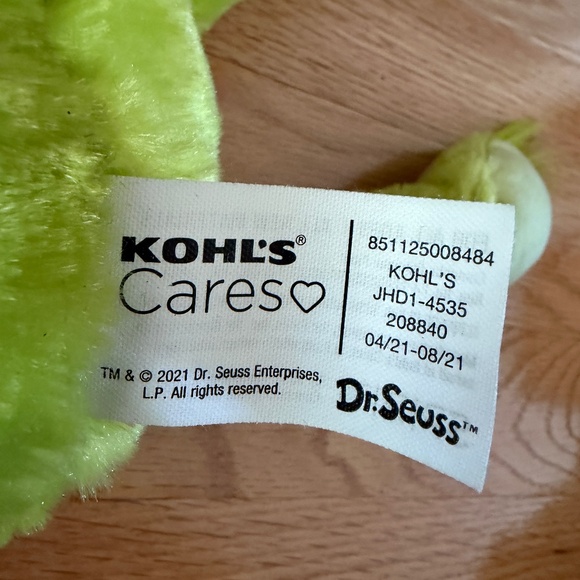 Grinch Who Stole Christmas Nesting Stacking Boxes and Grinch Plush Stuffy - Picture 12 of 15